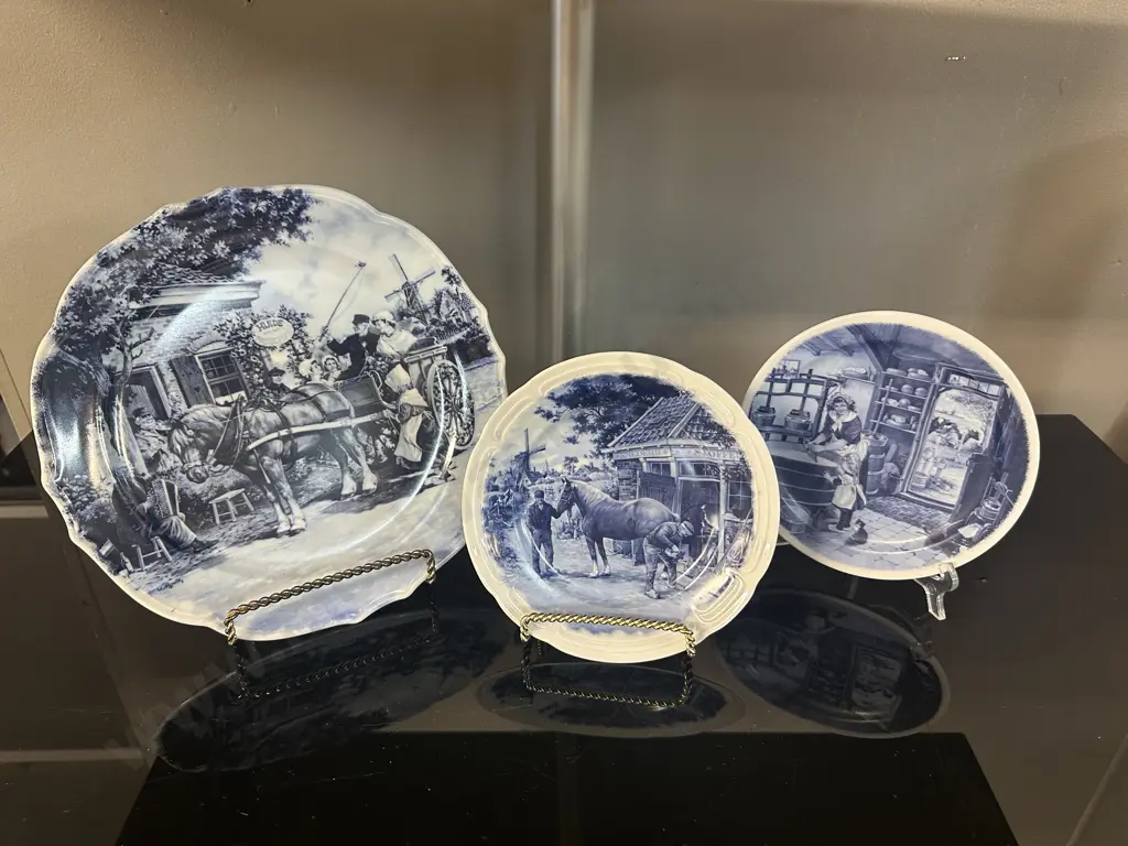 Selection Vintage Delft Wall Plates  Image 1++