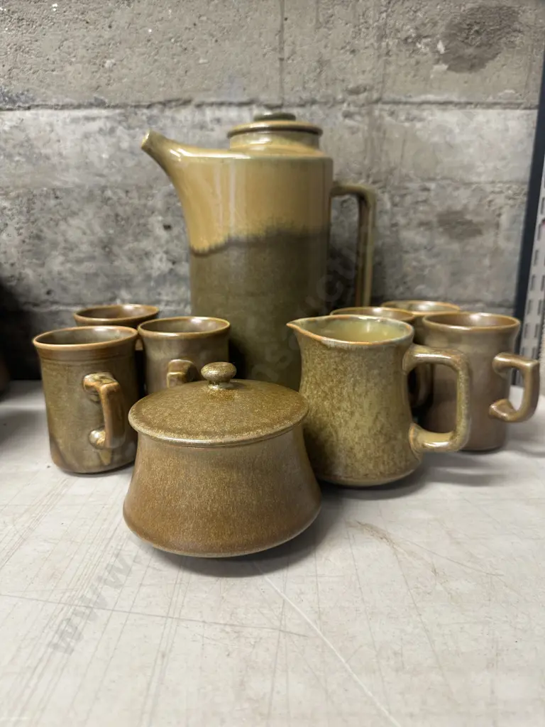 Vintage Temuka Coffee Pot, Sugar Bowl, Creamer & Six Coffee Mugs Image 1++