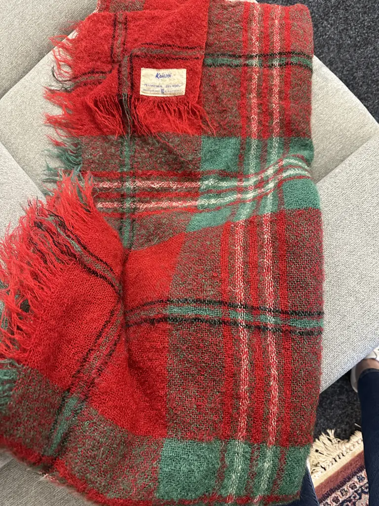Kaiapoi Montrose 75% Mohair 25% Wool Tartan Throw Image 1++