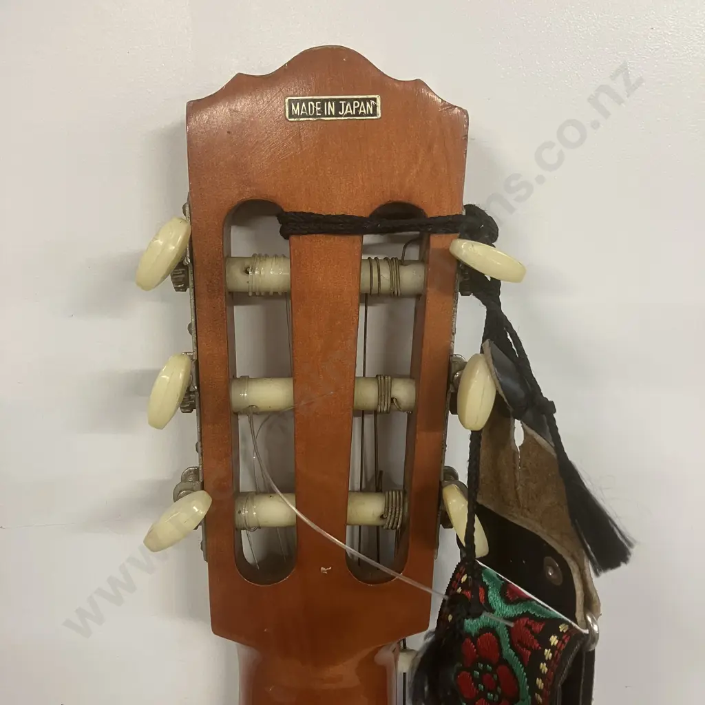 Suzuki Vintage Classical Acoustic Guitar - Japan, With Guitar Strap Image 1++