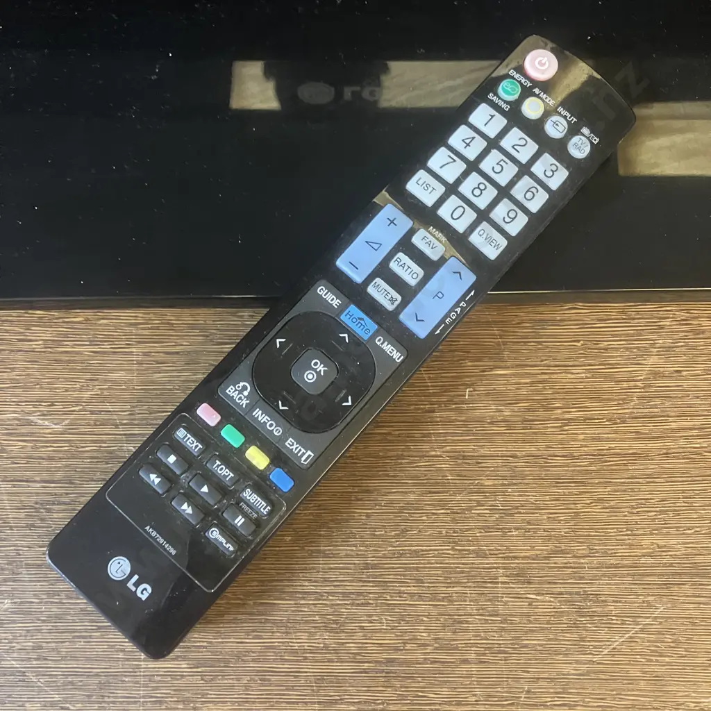 LG 50" (127cm) HD Plasma TV - PT250 With Remote Control Image 1++