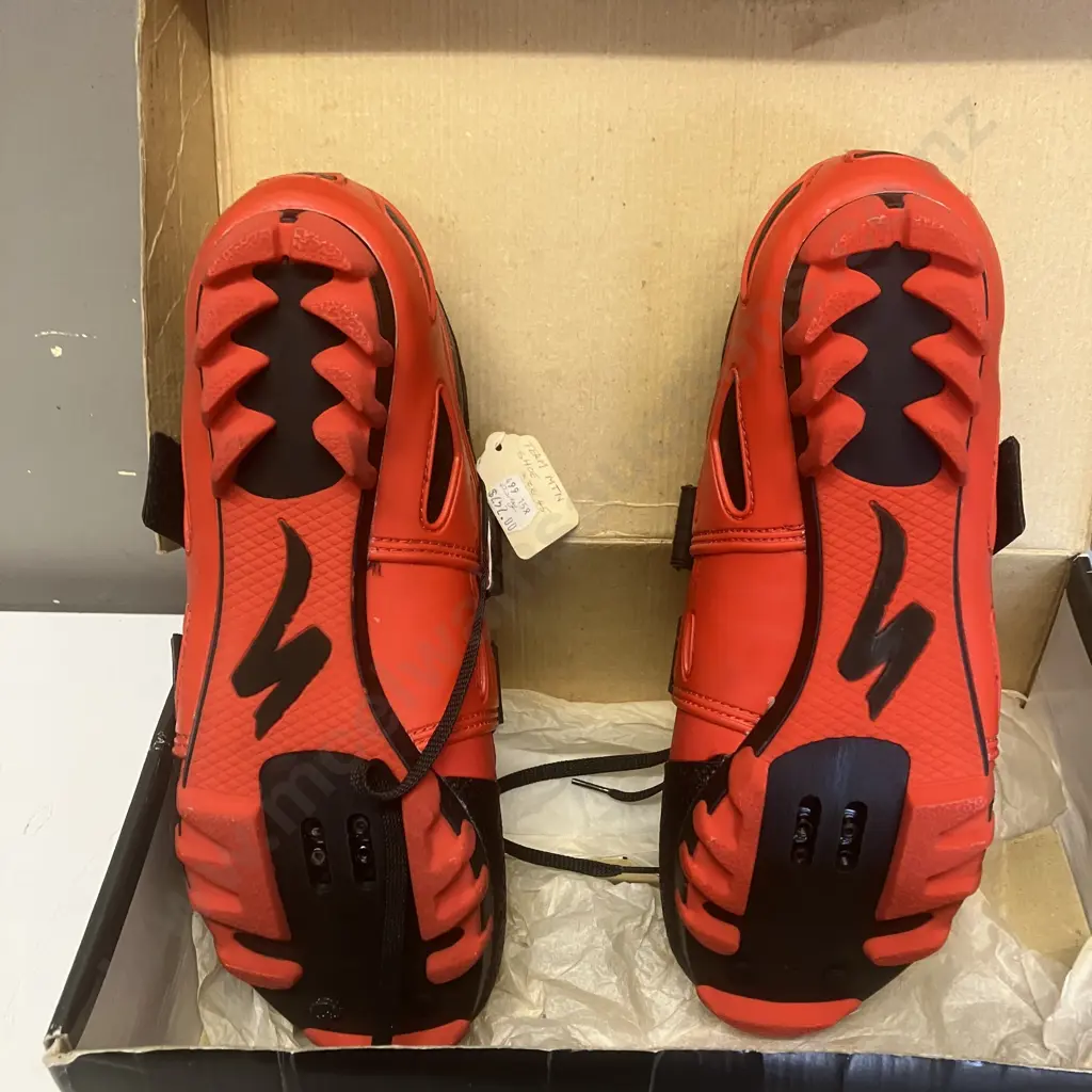 Specialized Team Mtn Shoe Size 45 Image 1++