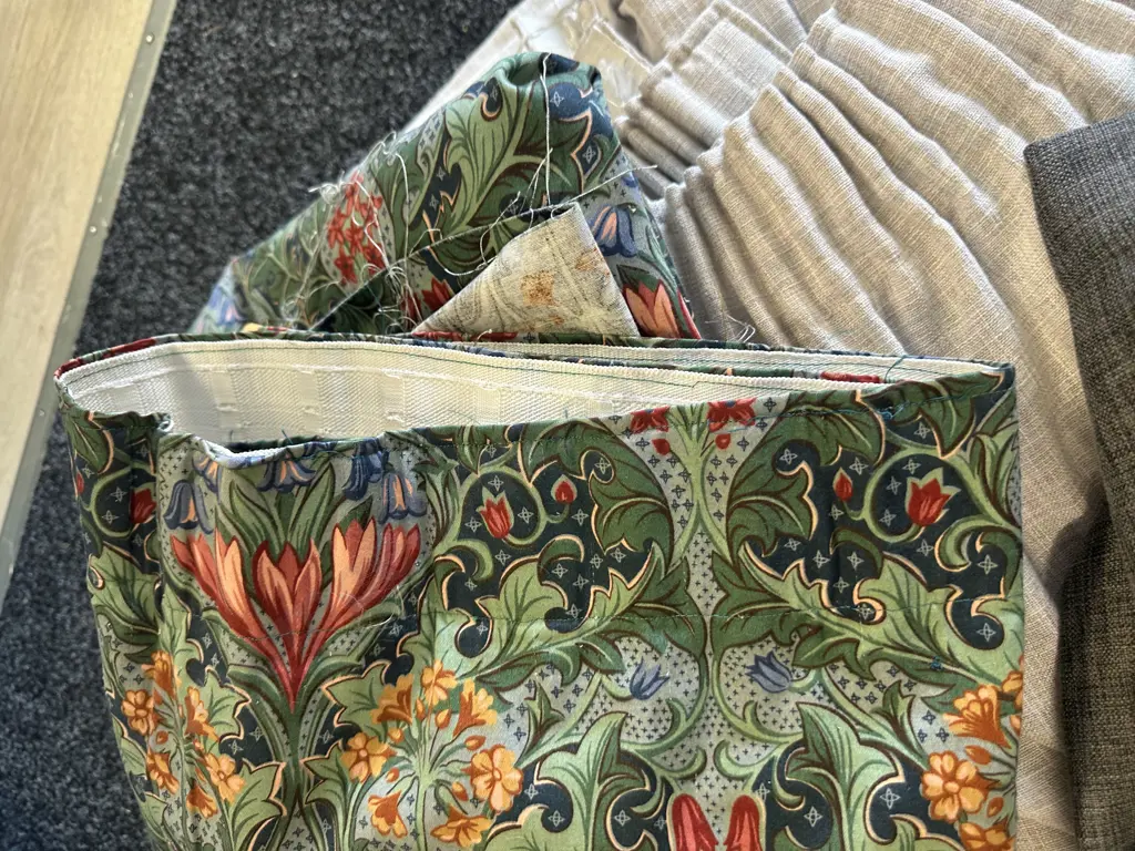 Pair Of Ready Made Curtains Pencil Pleat Lined With Cream Pair & Vintage Fabric For Curtains  Image 1++