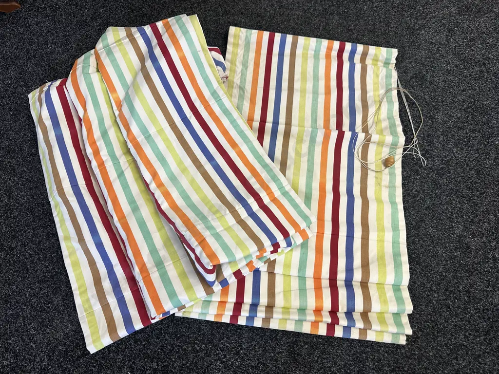 Designer Candy Striped Fabric For Roman Blind L207,W185 & Roman Blind L1.8,W55cm. Image 1++
