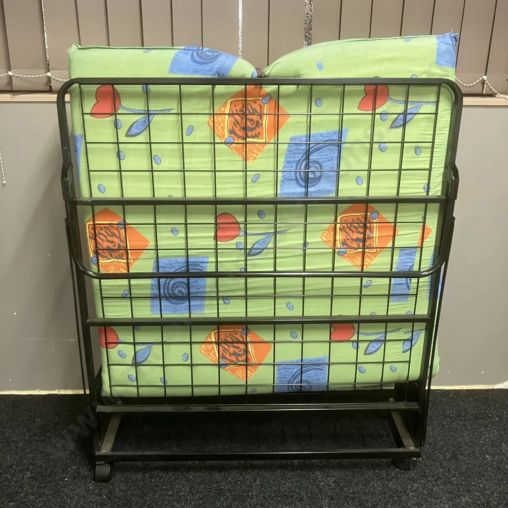 Folding Rollaway Bed With Foam Mattress Image 1++