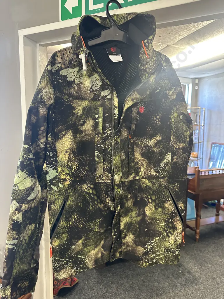 Stoney Creek Frostline Jacket Size Large (Has Security Tag Attached) Image 1++