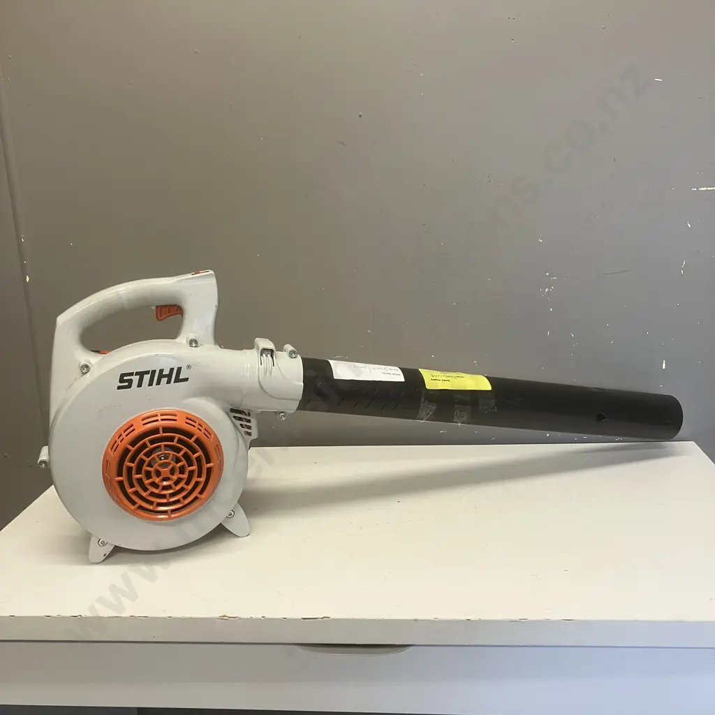 Stihl BG50 Petrol Garden Blower Image 1++