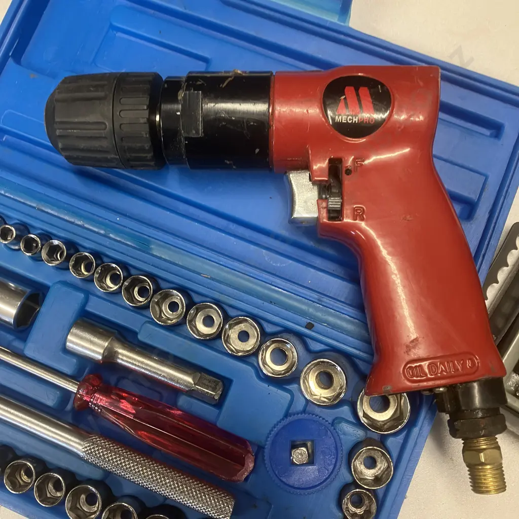 MechPro 3/8" Reversible Air Drill & 2 x Small Cased Socket Sets Image 1++