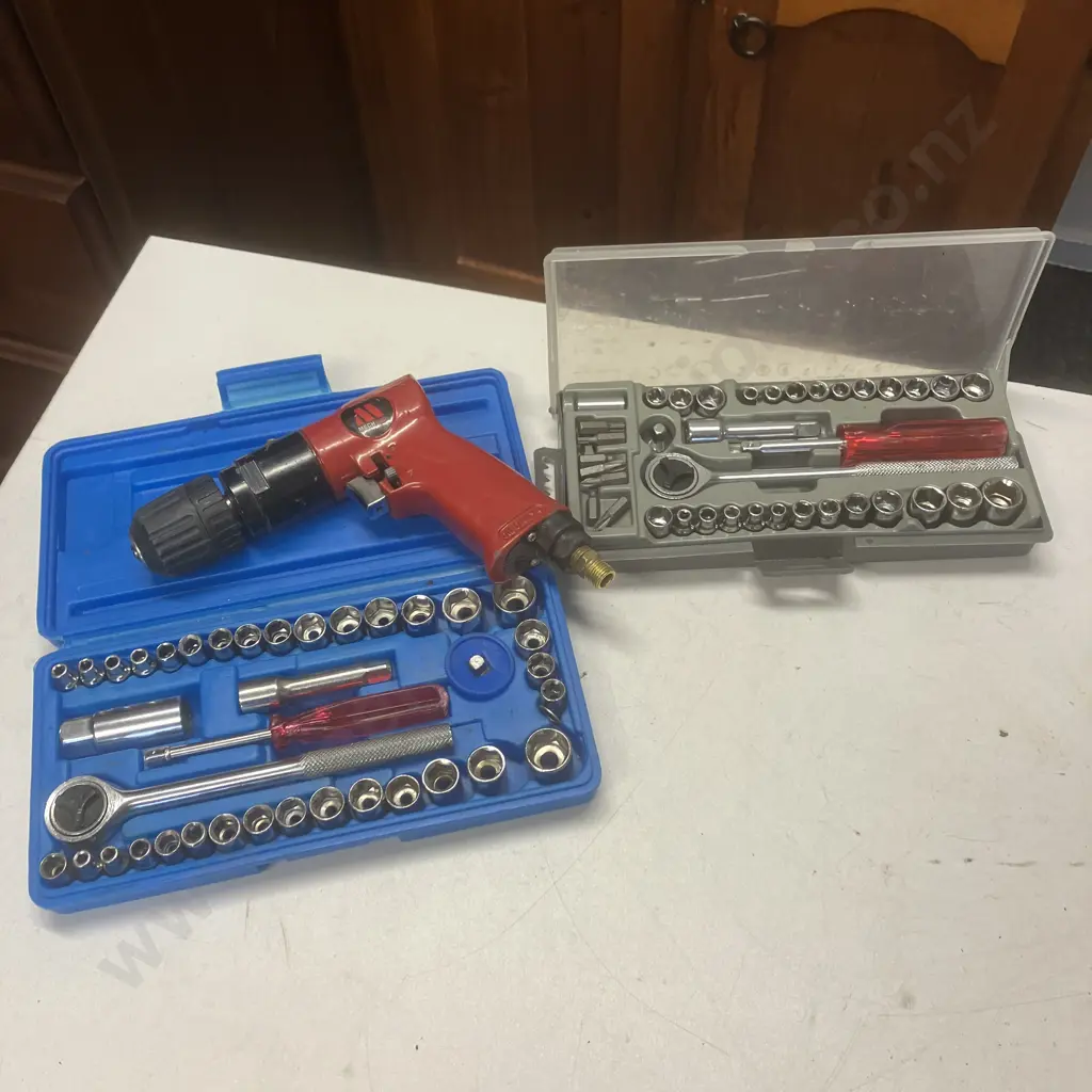 MechPro 3/8" Reversible Air Drill & 2 x Small Cased Socket Sets Image 1++