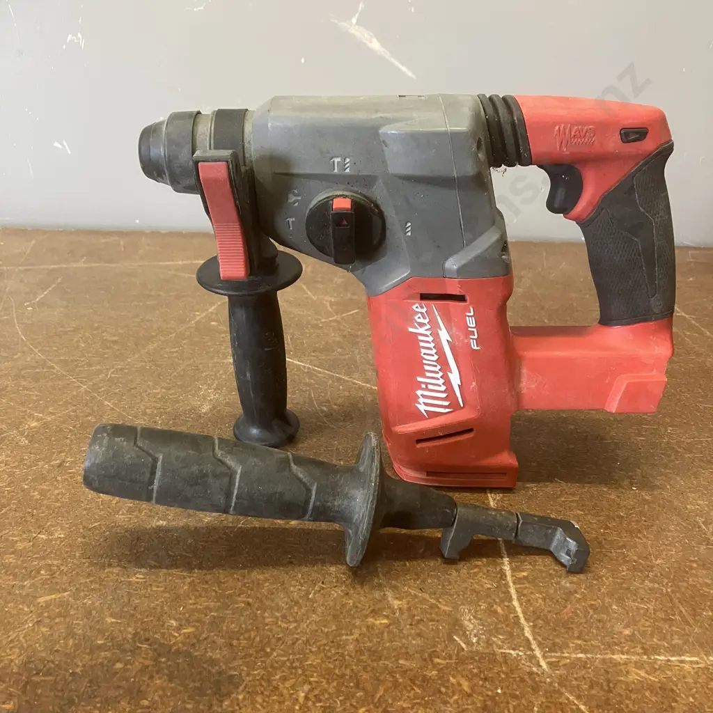 Milwaukee M18 CH Skin Only Image 1++