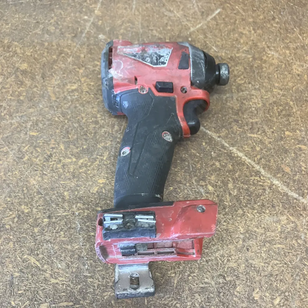 Milwaukee Impact Driver Skin Image 1++