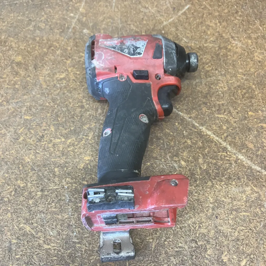 Milwaukee Impact Driver Skin Image 1++