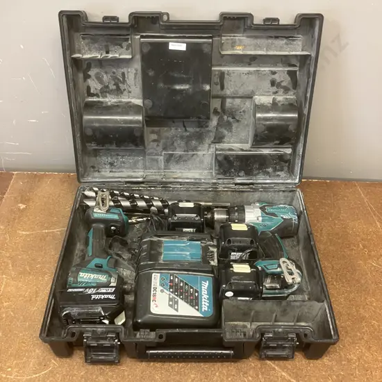 Makita Drill Set (Box Damaged)
