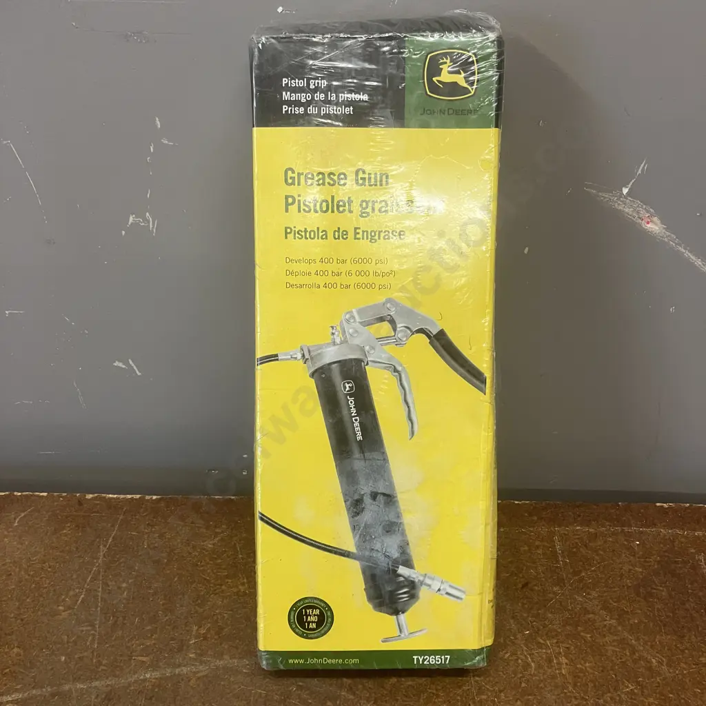 John Deere TY26517 Grease Gun Image 1++