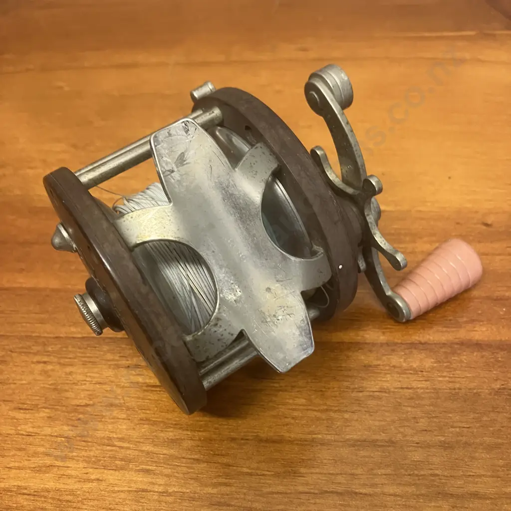 Vintage Penn No 85 Bakelite Deep Sea Reel Made In US Image 1++