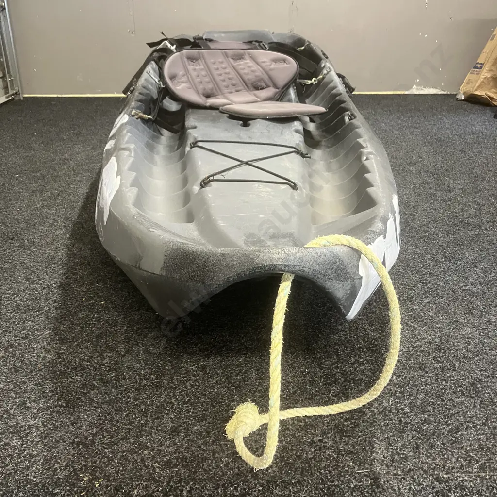 LifeTime Angler Grey 3.1m Kayak (As Found) Image 1++