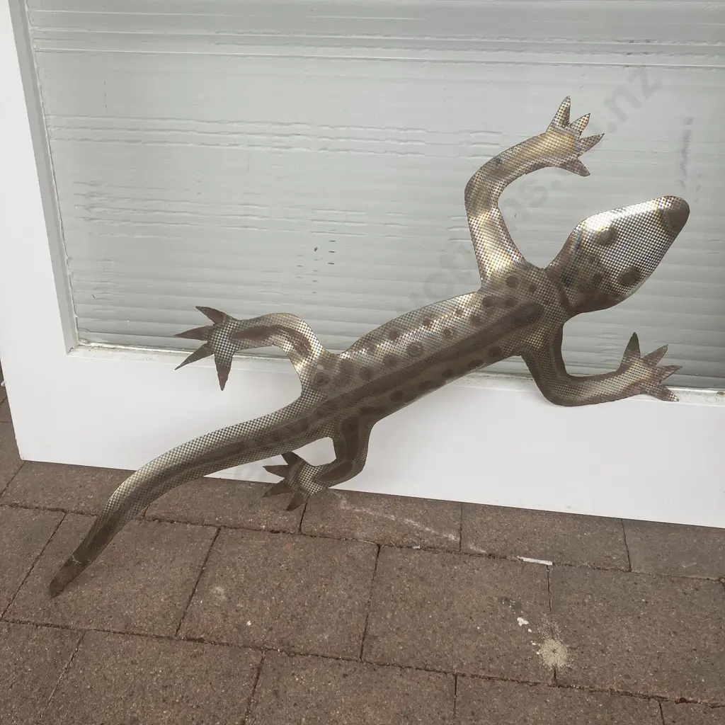 Polished Gecko Wall Art. 95cm Image 1++