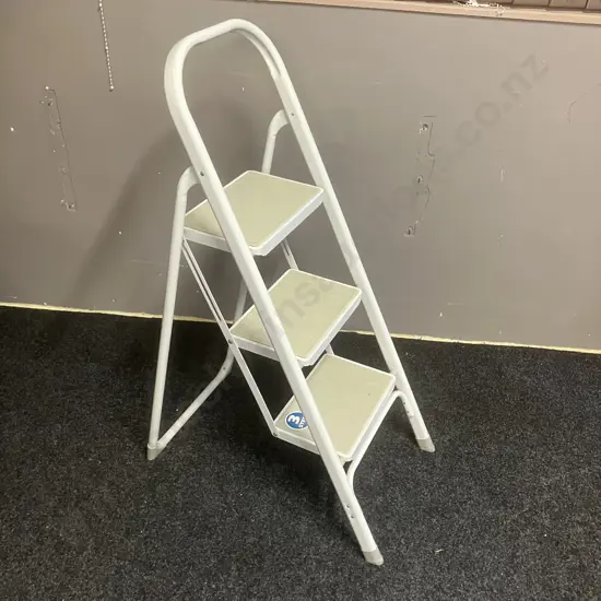 Geelong Ladders Three Step Folding Ladder