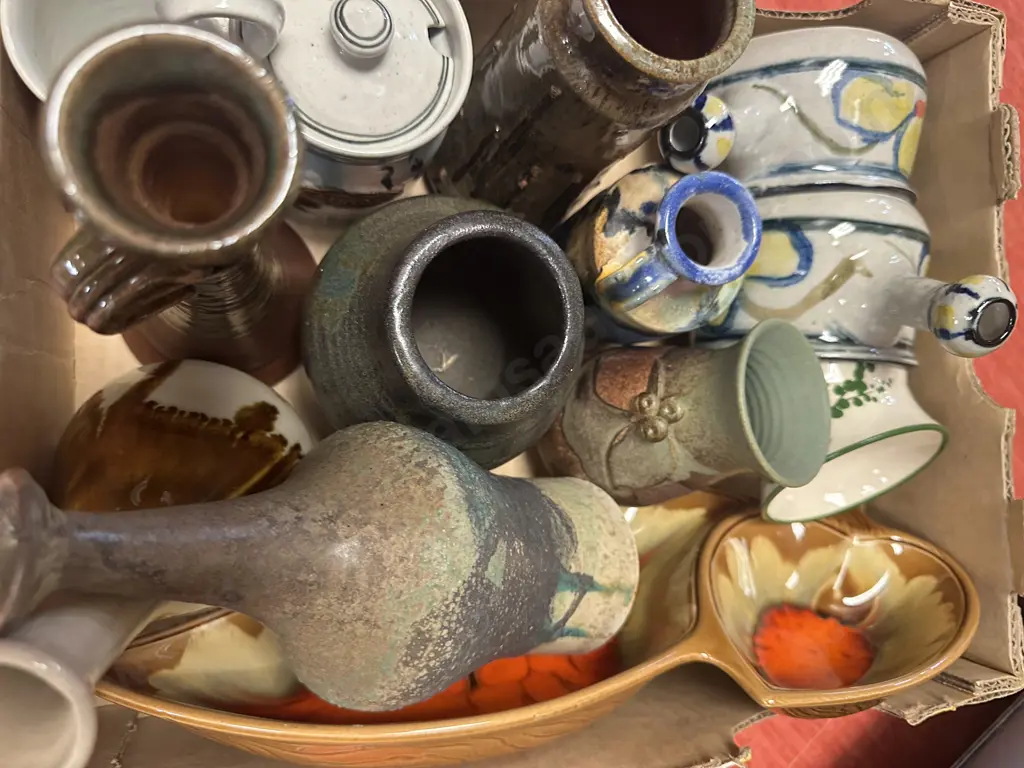 Box Lot Of Pottery Items Image 1++