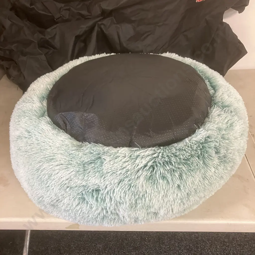 Round Plush 60cm Dog Bed With PetsonTour Back Seat Cover Image 1++