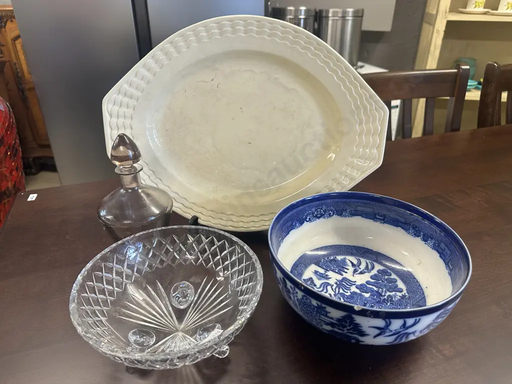 Selection Of China Items Including Titian Serving Ware, Willow Bowl (af) Vintage Decanter Etc Image 1++
