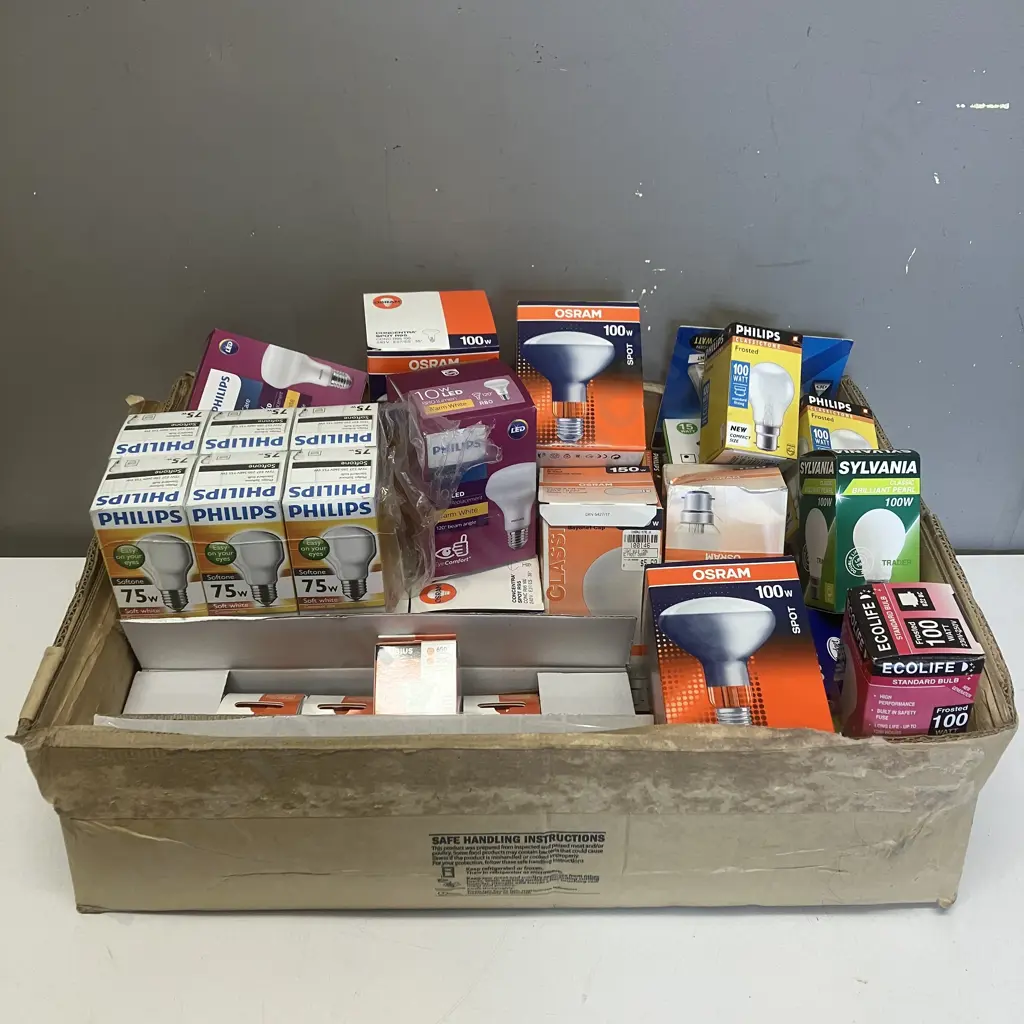 Box Assorted Light Bulbs, Spot Bulbs Etc Image 1++