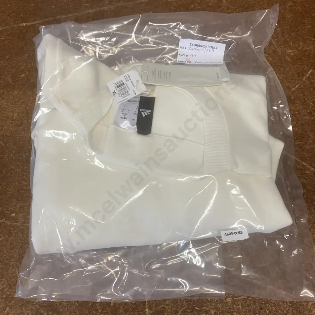 Off White Adidas Sweatshirt Size XL Image 1++