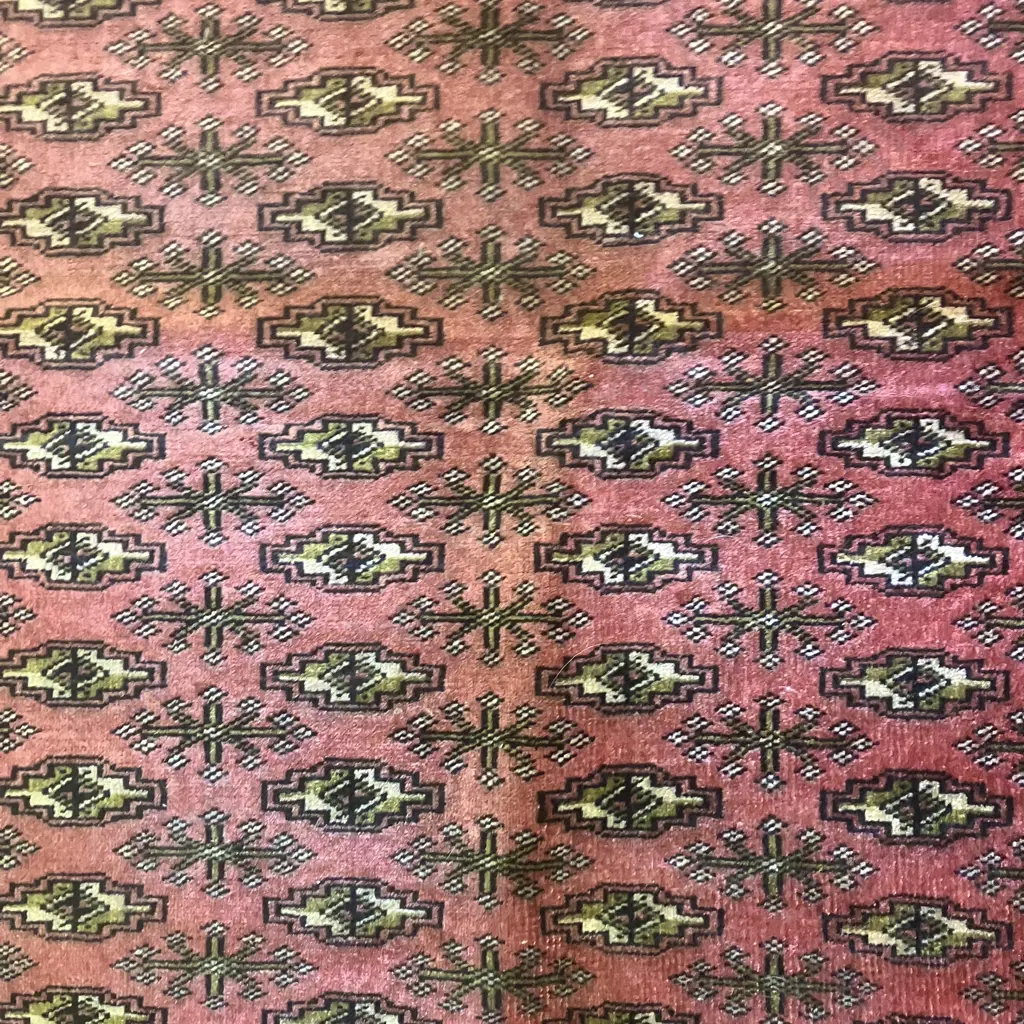 Vintage Persian Rug. 160 x 107cm Image 1++