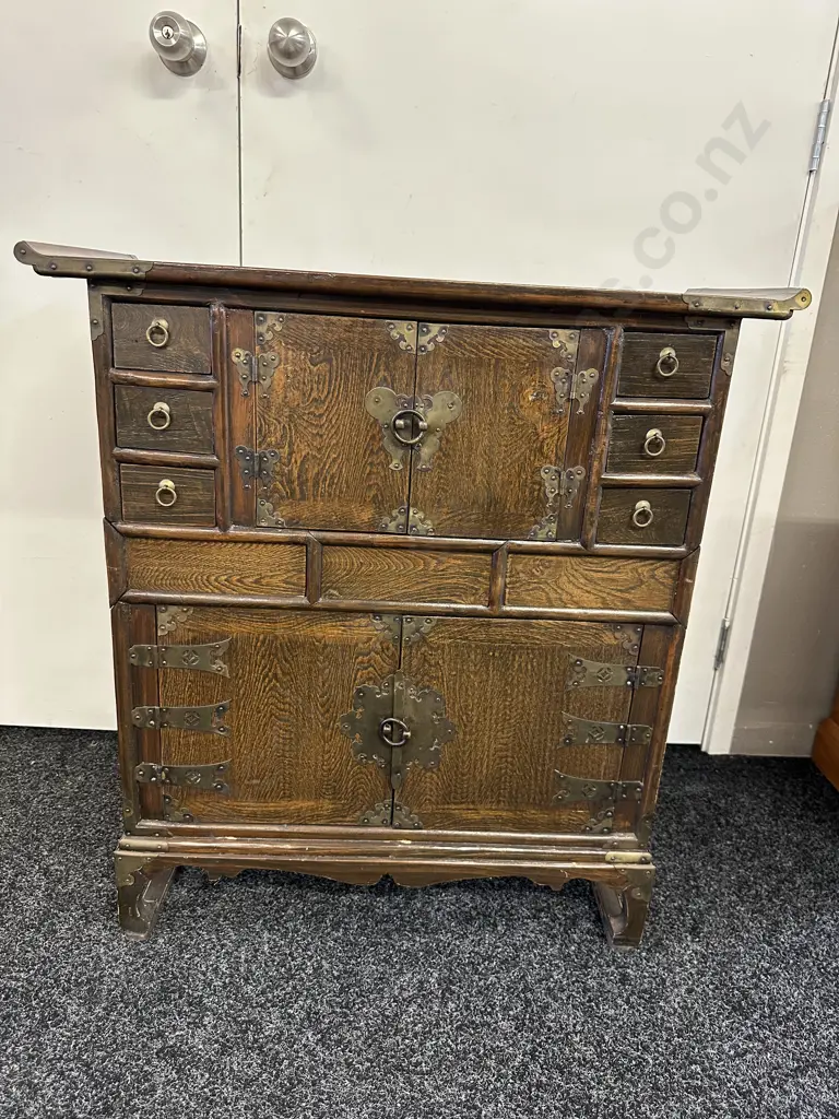 Chinese Chinoiserie Oak Cabinet 4 Door, Six Drawers. H80,W73,D32cm. Image 1++