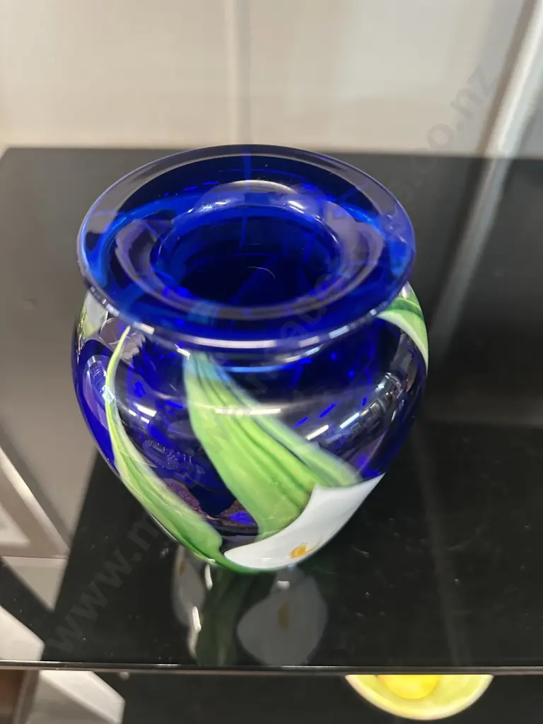 Signed Peter Raos Art Glass Vase White Calla Lily Colbalt Blue Image 1++