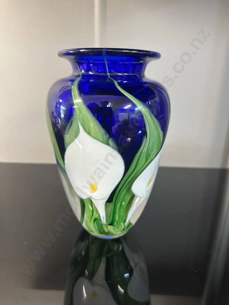 Signed Peter Raos Art Glass Vase White Calla Lily Colbalt Blue Image 1++