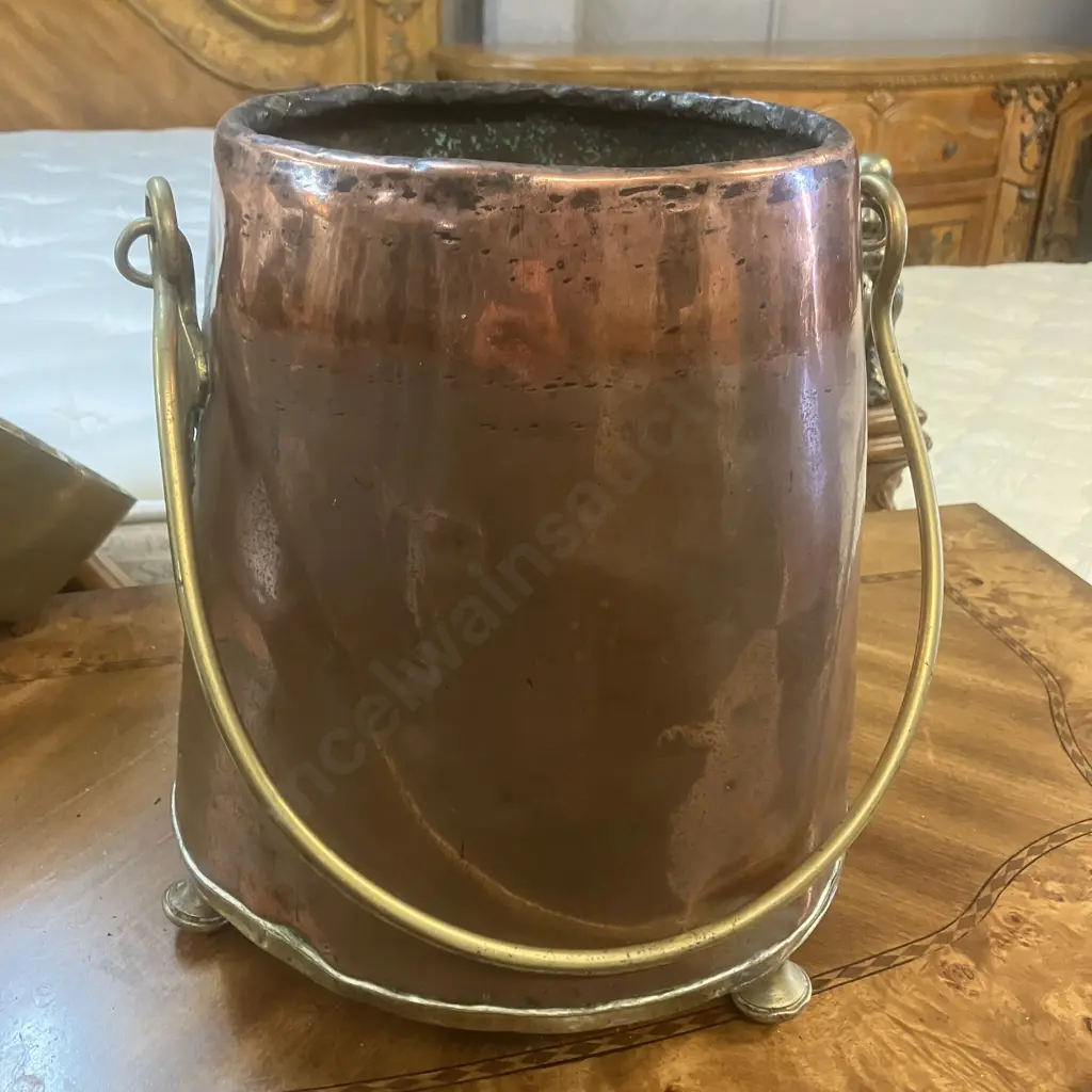 Antique Copper Brass Claw Footed Dovetailed Lidded Bucket Coal Scuttle. H45cm Image 1++