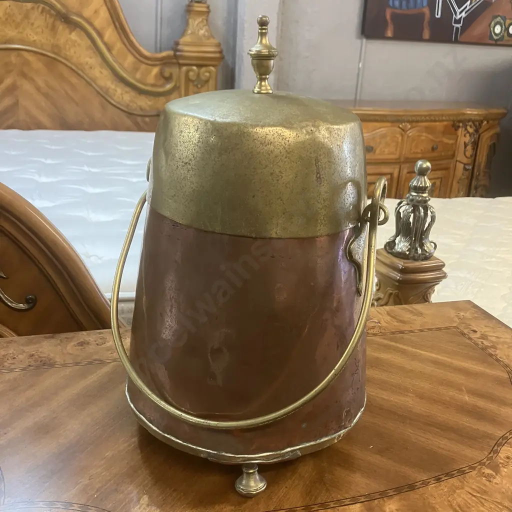 Antique Copper Brass Claw Footed Dovetailed Lidded Bucket Coal Scuttle. H45cm Image 1++
