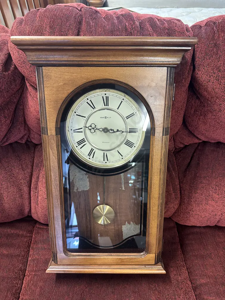 Howard Miller Mahogany Cased Westminster Wall Clock. 66 x 38cm (Battery Operated) Image 1++