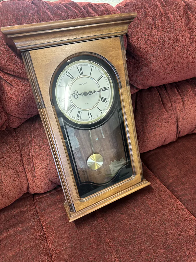 Howard Miller Mahogany Cased Westminster Wall Clock. 66 x 38cm (Battery Operated) Image 1++