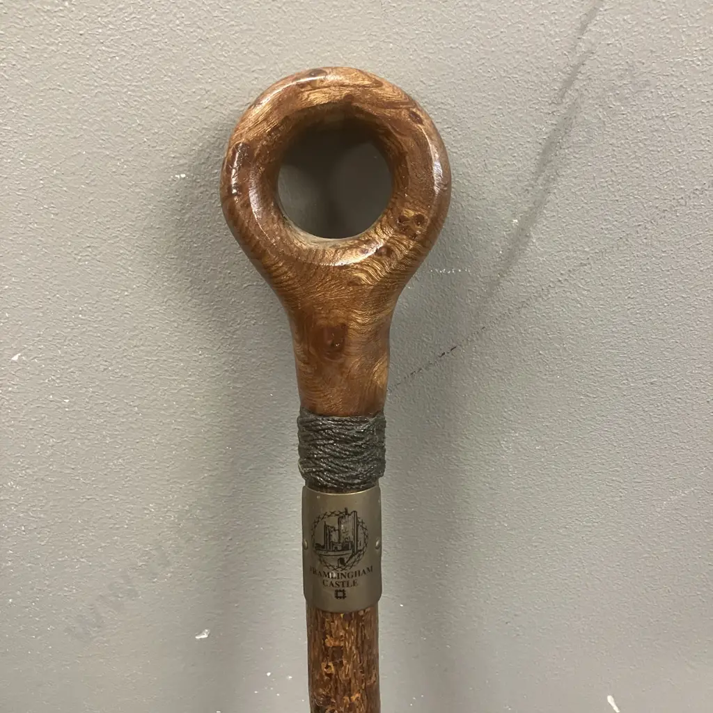 Walking Stick With Circular Knob Handle & Framlingham Castle Walking Stick Badge. H100.5cm Image 1++
