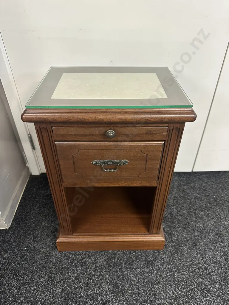 Mahogany Bedside/Table Pull Out Tray Single Drawer & Marble Effect Inlay With Glass Top H62,W41,D31cm. Image 1++
