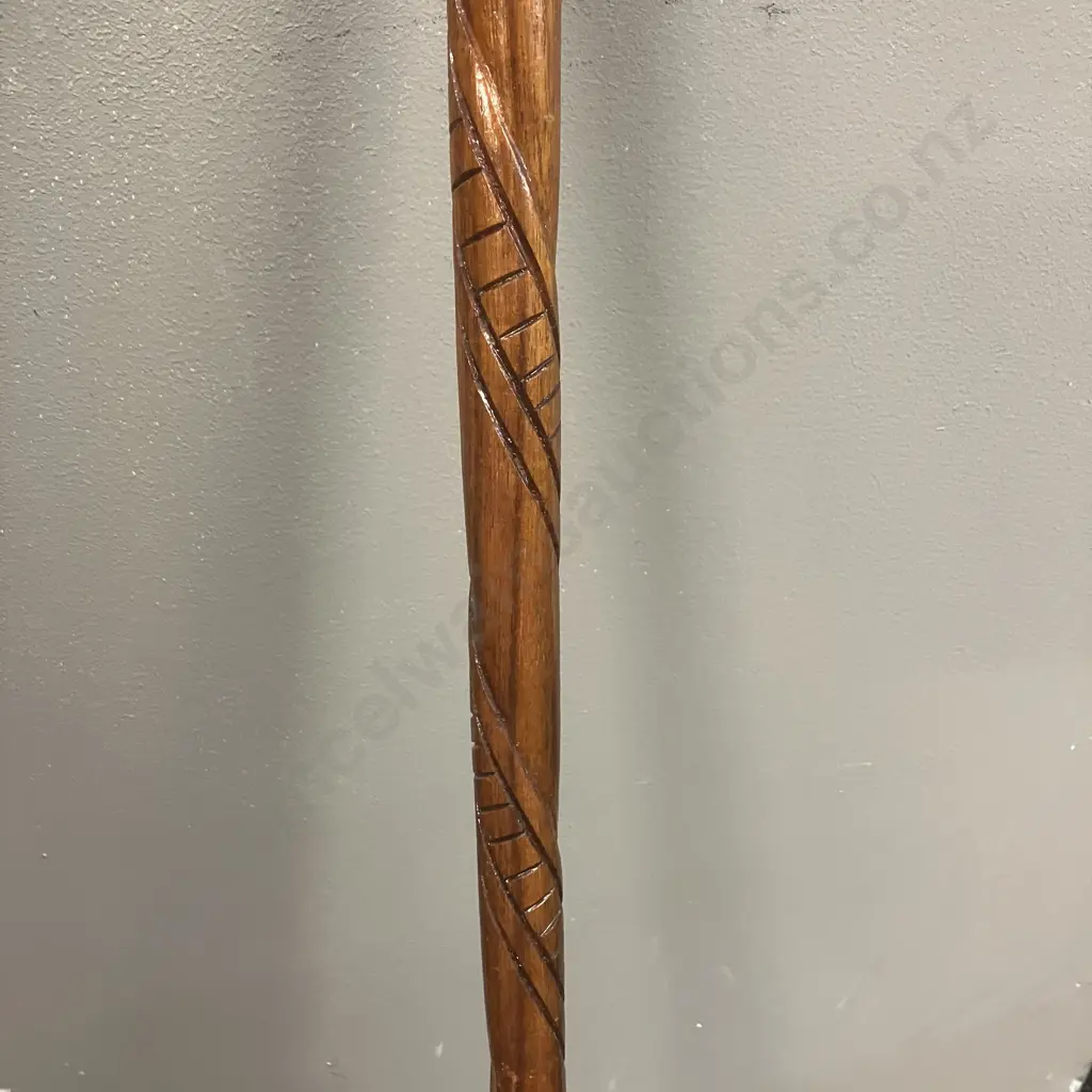 Vintage Walking Stick With Round Handle & Carved Shaft. H93cm Image 1++