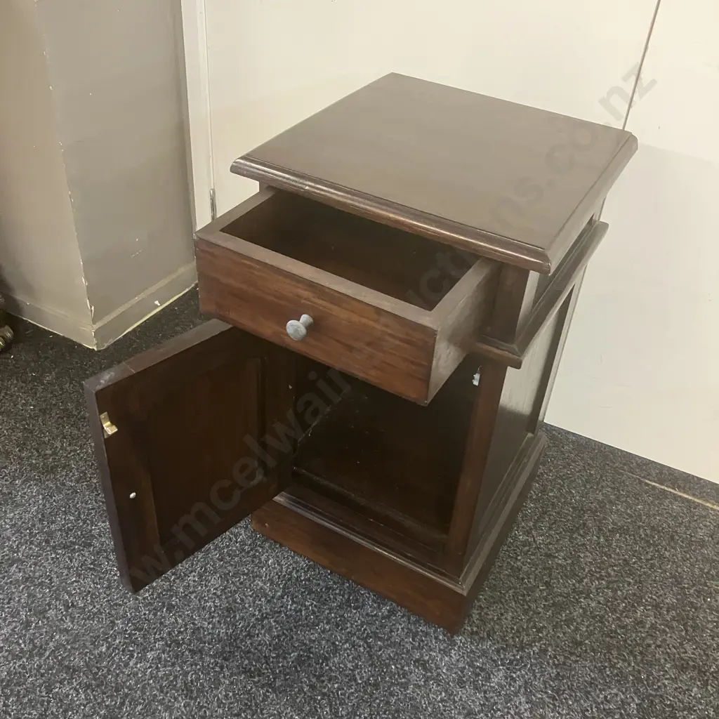 Wooden Nightstand - Metal Knob Handles, Single Drawer & Door. H65 W39 D39.5cm Image 1++