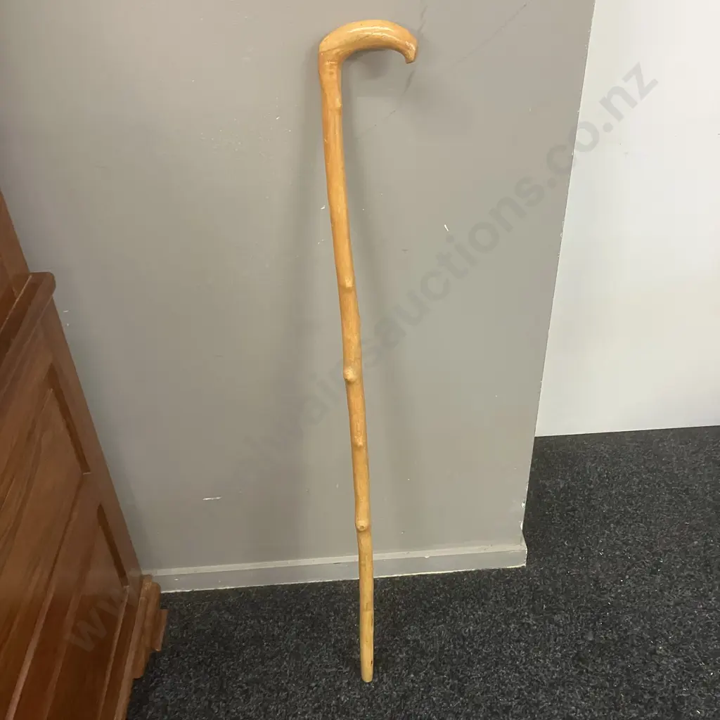 Vintage Natural Wood Walking Stick. H101.5cm Image 1++