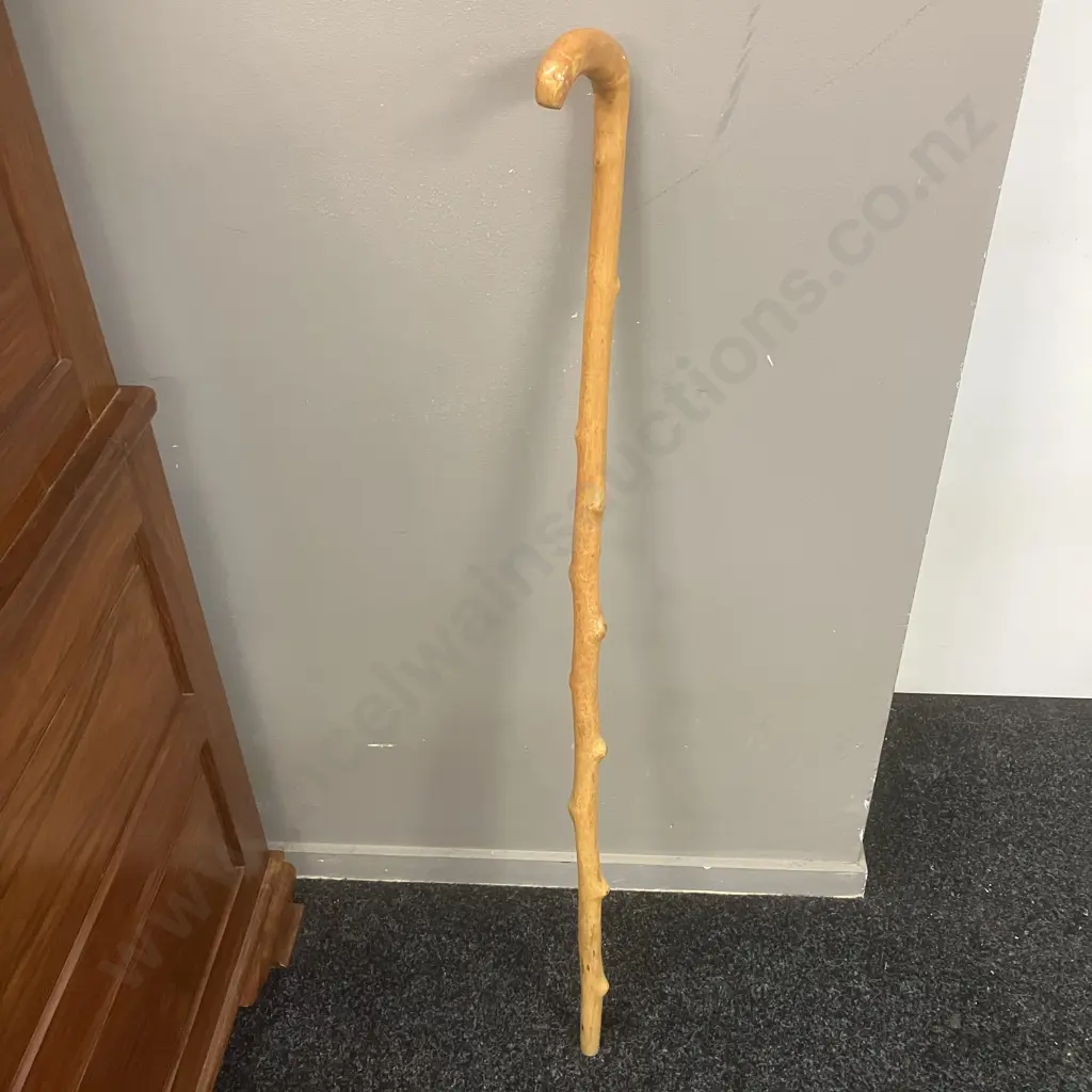 Vintage Natural Wood Walking Stick. H101.5cm Image 1++