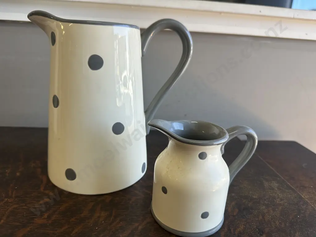C&C Interiors Pitcher & Creamer Cream & Grey Detail Image 1++