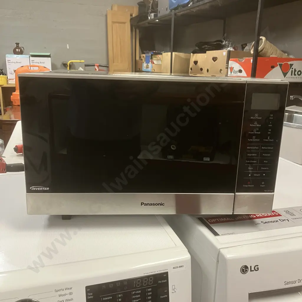 Panasonic NN-SF574S 27L Flatbed Inverter Microwave With Manual Image 1++
