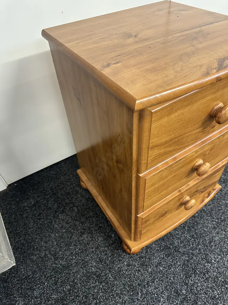 Oxford 3 Drawer Bedside Unit With Knob Handles In Velvet Cherry Finish Image 1++