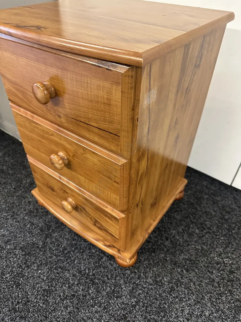 Oxford 3 Drawer Bedside Unit With Knob Handles In Velvet Cherry Finish Image 1++