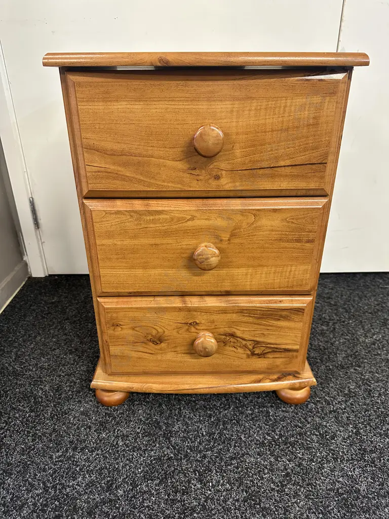 Oxford 3 Drawer Bedside Unit With Knob Handles In Velvet Cherry Finish Image 1++