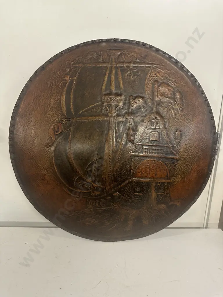 Round Vintage Oak Leather Domed Artwork Dia58cm. Image 1++