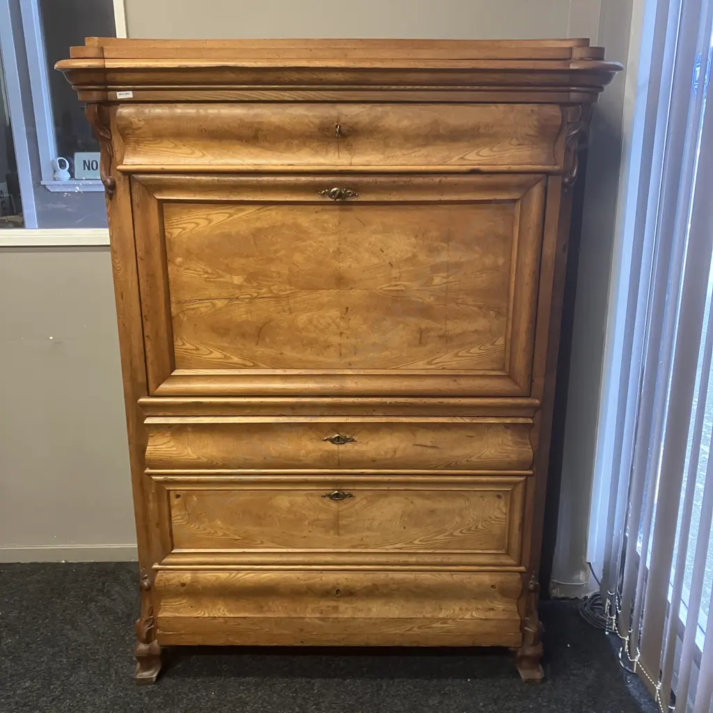 Antique Oak ? Secretaire Abattant Writing Bureau With Keys, 10 Drawers, Pull-out Writing Rest With Felt Inlay. Image 1++
