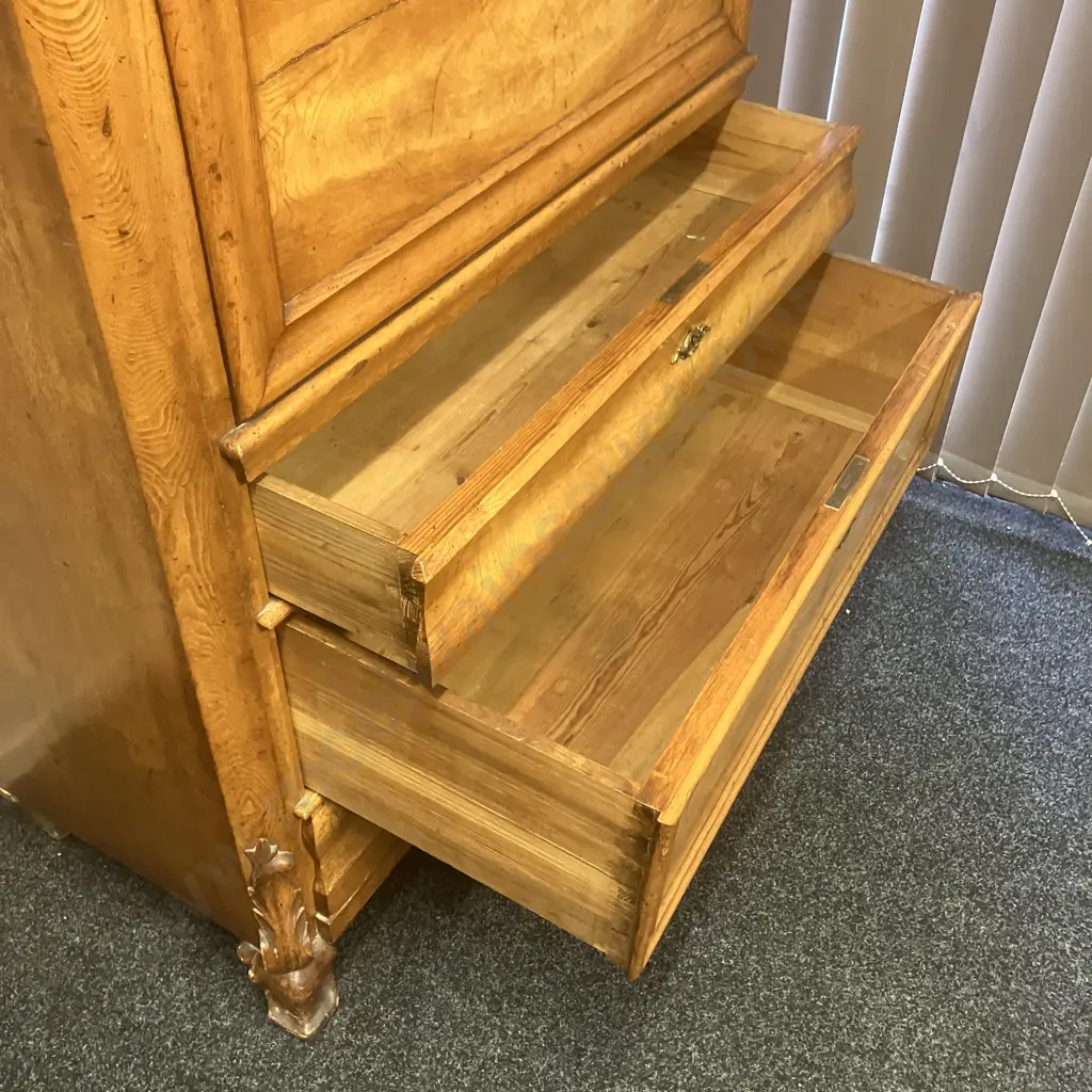 Antique Oak ? Secretaire Abattant Writing Bureau With Keys, 10 Drawers, Pull-out Writing Rest With Felt Inlay. Image 1++