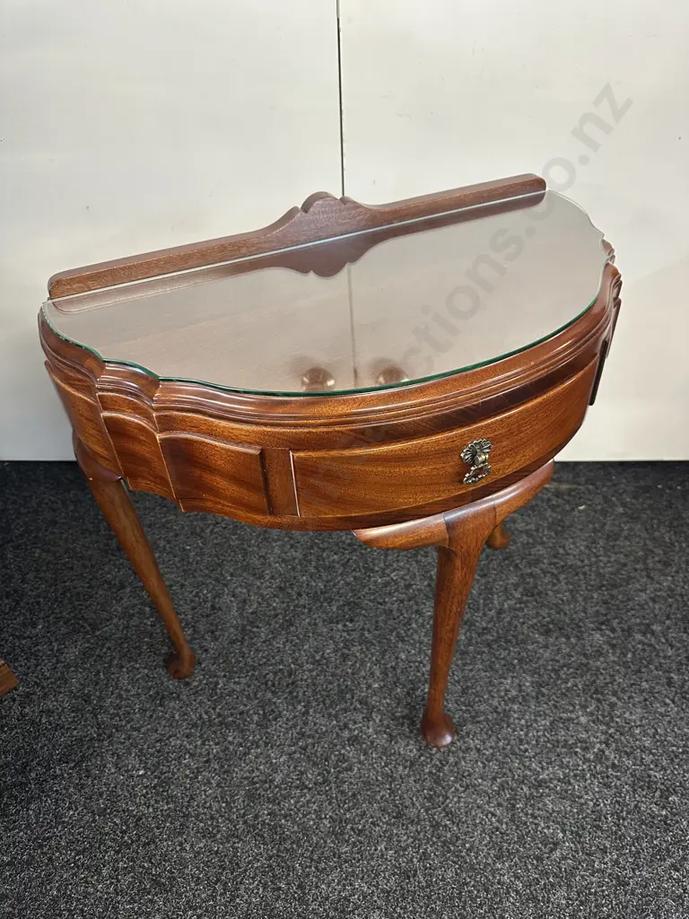 Mahogany Half Round Hall Table Cabriole Legs Single Drawer H72,W70,D38cm. Image 1++